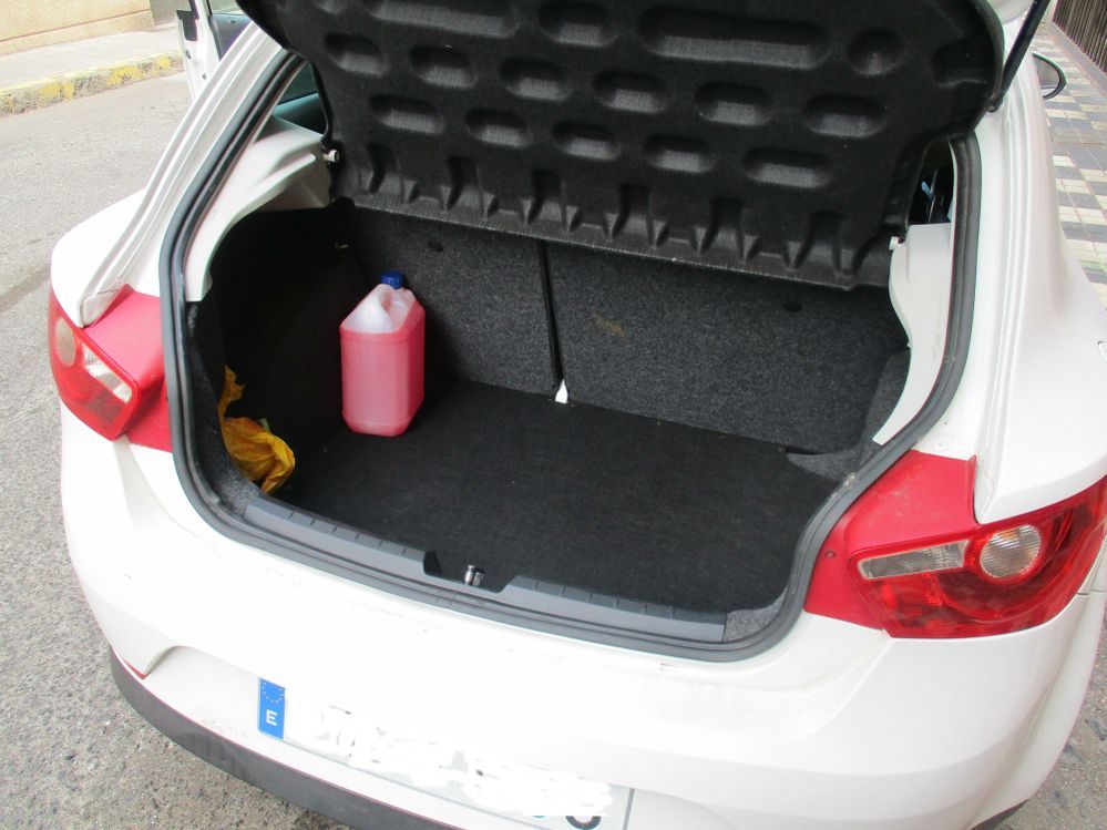 Reparar la base del portabultos del coche