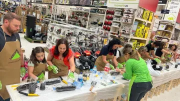 A CORUÑA- Crea tu jardín vertical con botellas recicladas - 2