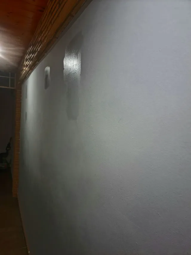 COMO QUITAR PINTURA SATINADA DE UNA PARED