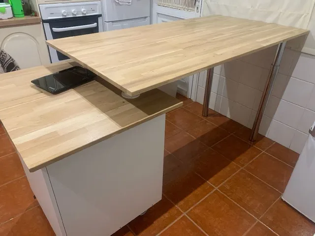 Montaje de una mesa multiusos