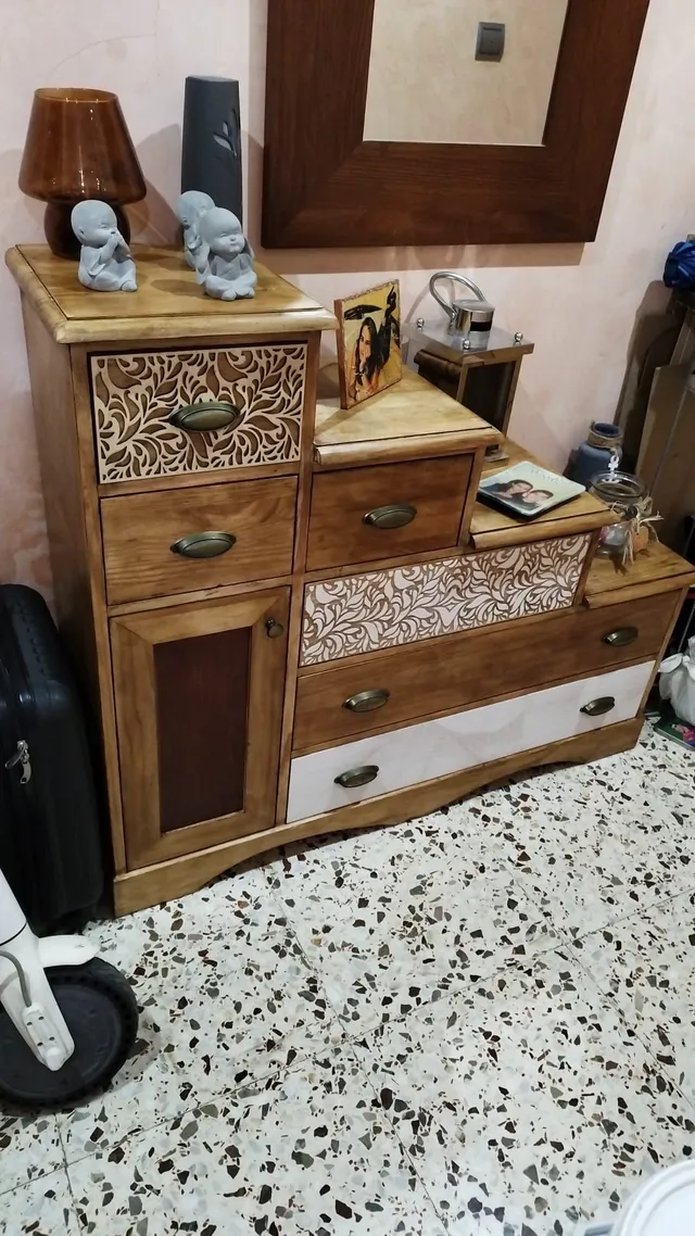 Restauración mueble de entrada