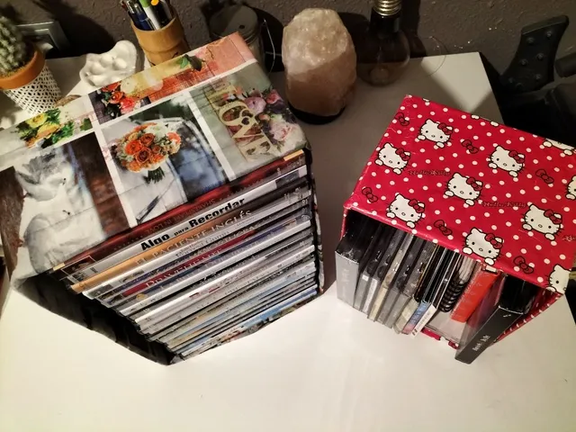 Cajas ordenación para CD,pelis,libros ...