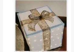 DIY: caja de regalo para decoración navideña