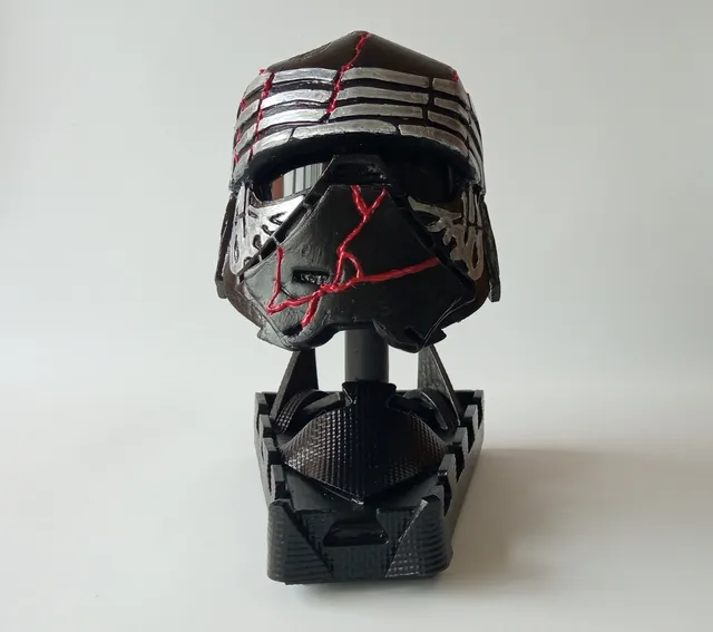 CASCO de KYLO REN ( STAR WARS )