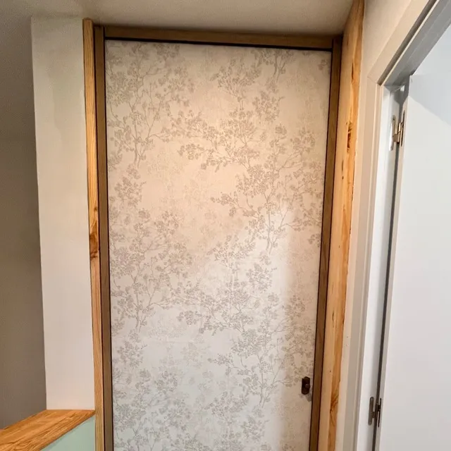 DIY de una puerta para la habitación