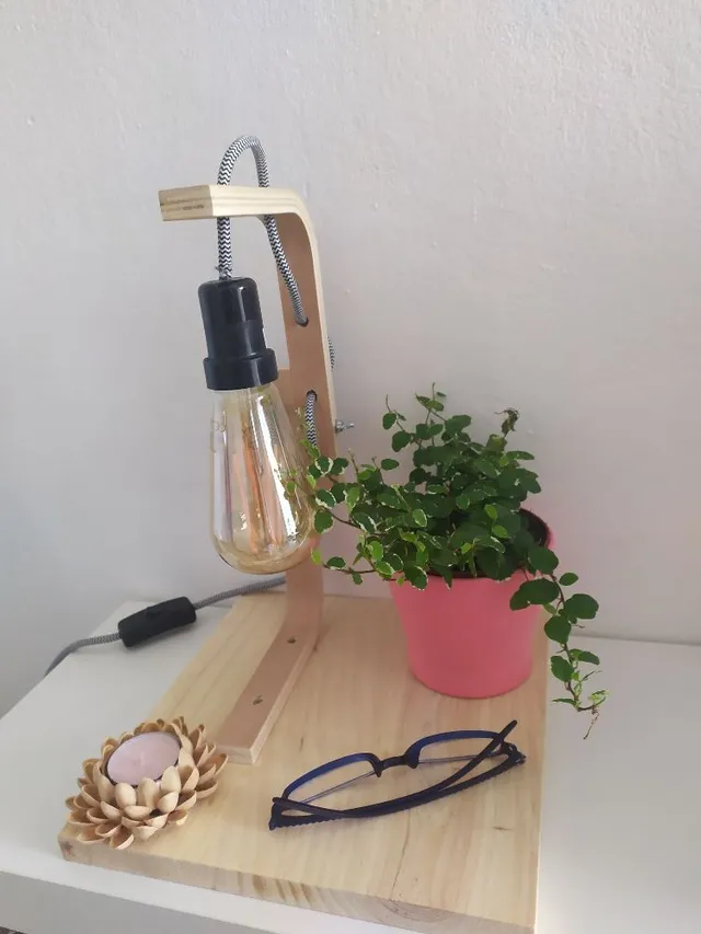 DIY de una lámpara de mesa