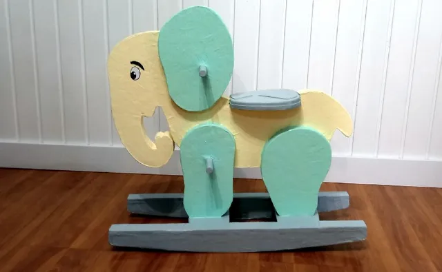 Elefante Balancin en Cartrón