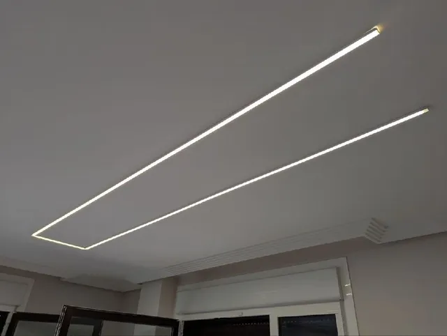 Instalación de iluminación led en el salón