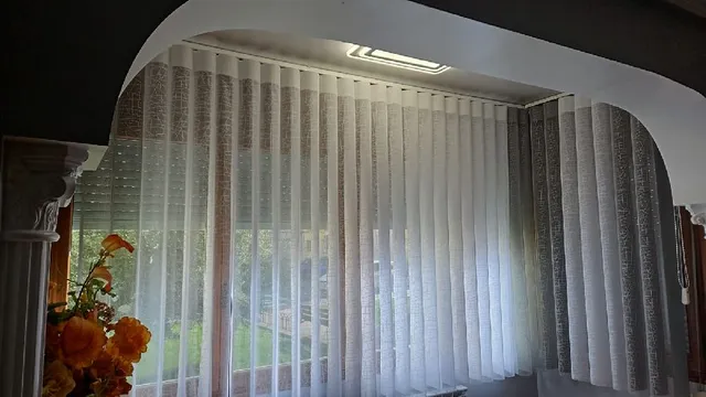 Sustitución de cortinas tradicionales por unas verticales