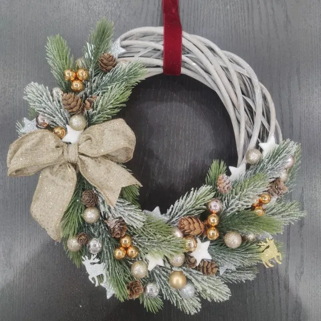 DIY de una corona de Navidad Artesanal