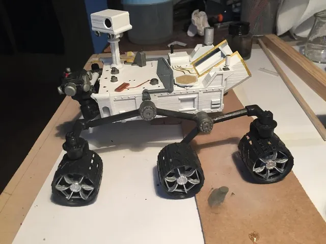 El rover Curiosity de Marte en impresora 3D y pintado