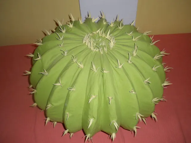 DIY de puff con forma de cactus