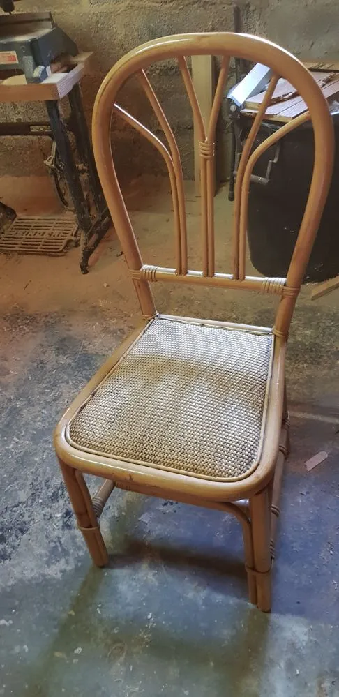 Reparación silla de bambú rota
