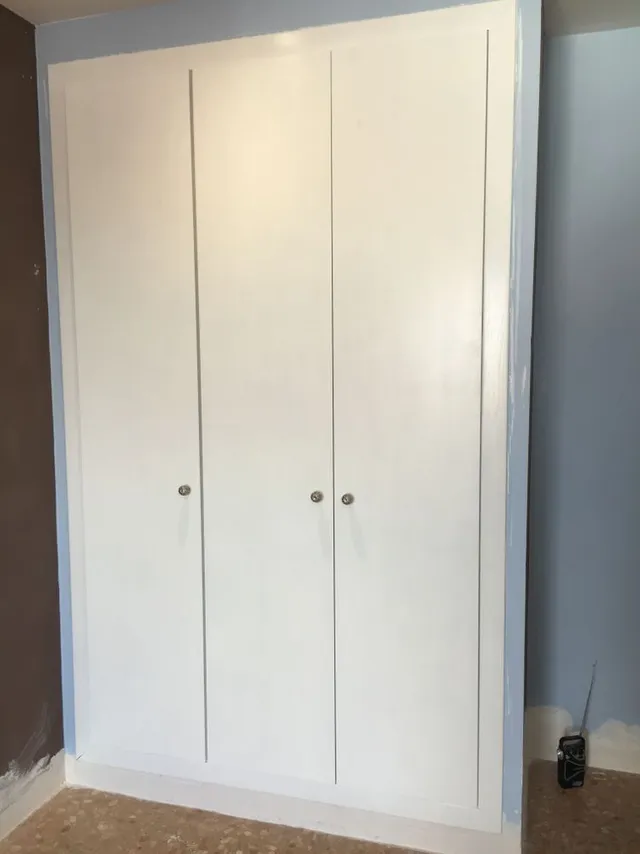 Lacado manual de puertas de armario