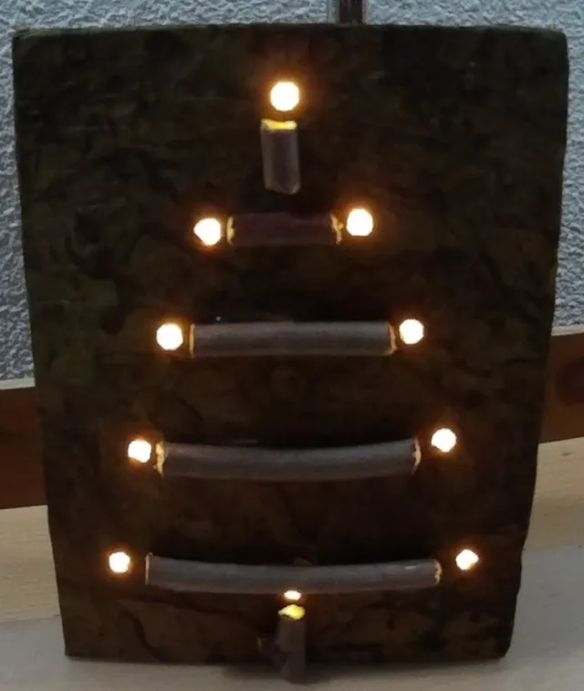Arbol de navidad con luces.JPG