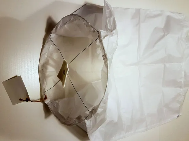 lamparas-papel-voladoras.jpg