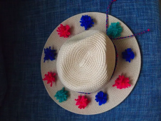 decorar-sombrero-playa.jpg