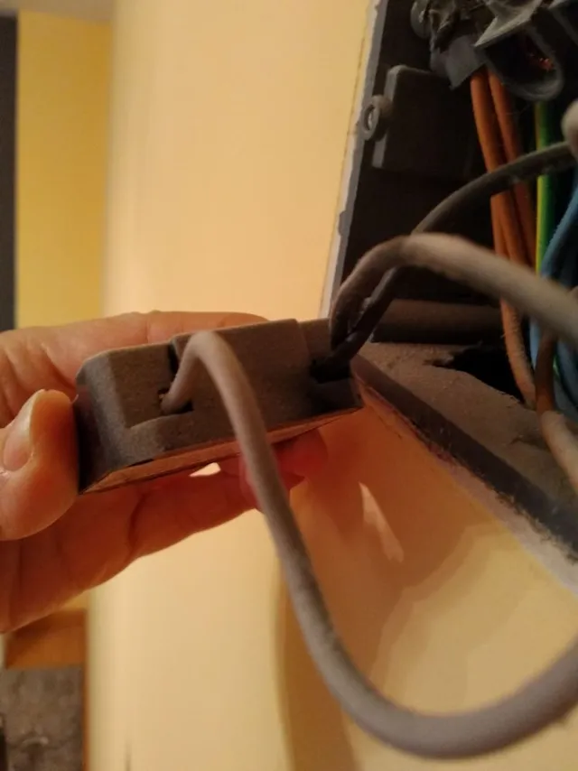 Cables (2 negros 1 gris)