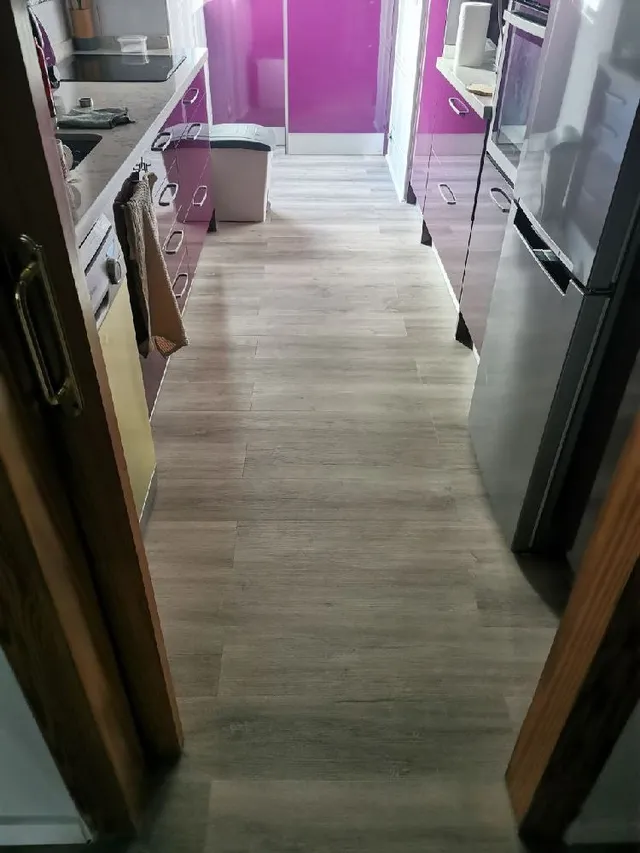 Proyecto instalación de suelo vinílico