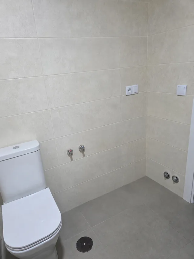 Cómo instalar un mueble de baño con lavabo paso a paso