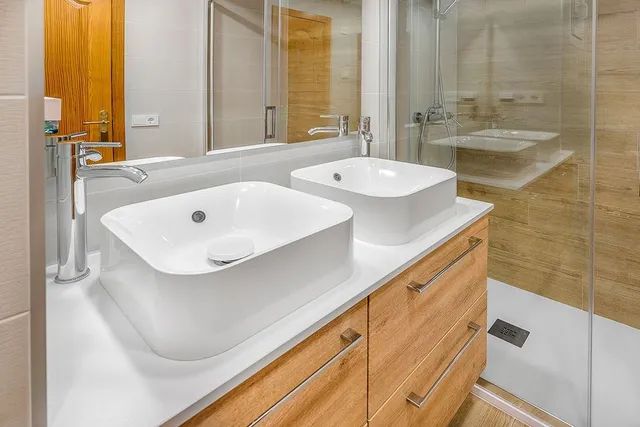 baño1.jpg baño1.jpg