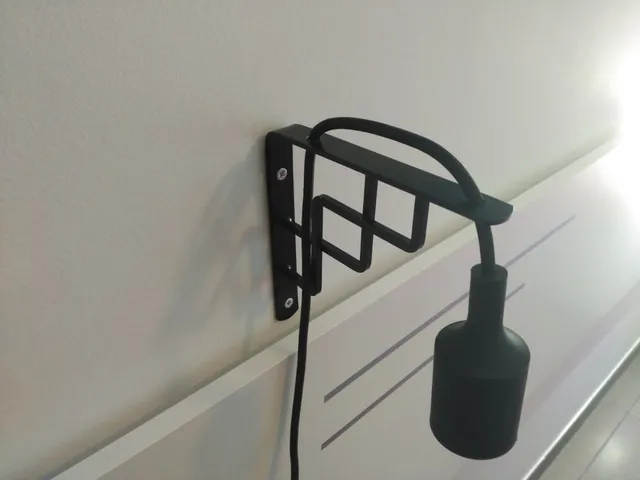 aplique-pared-escuadra-cable.jpg aplique-pared-escuadra-cable.jpg