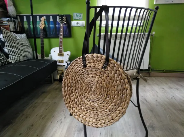 Bolso de paja redondo