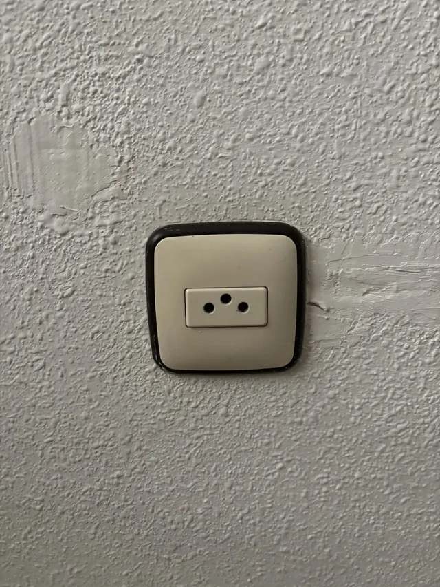 Cómo añadir un enchufe nuevo en casa