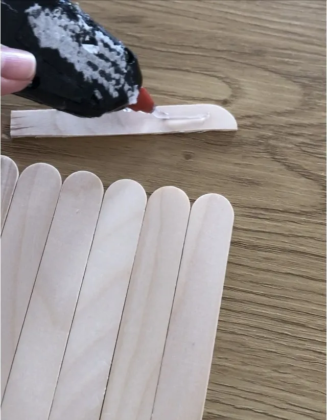 descarga (4).png descarga (4).png