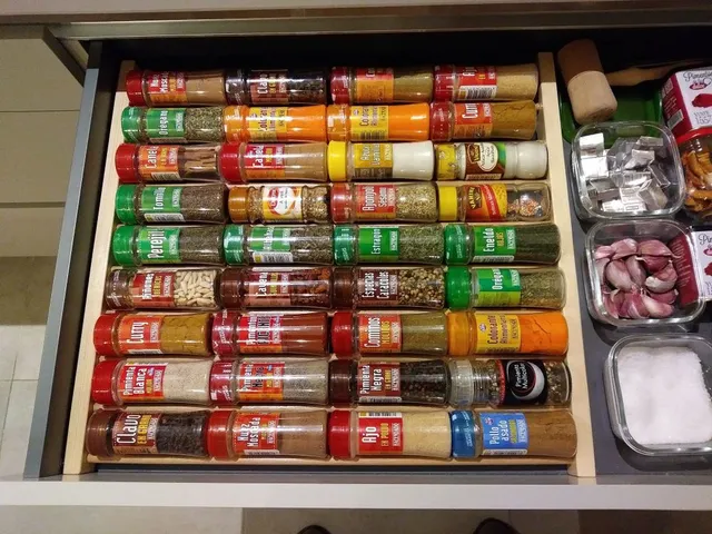 Cómo hacer un especiero de madera para el interior del cajón