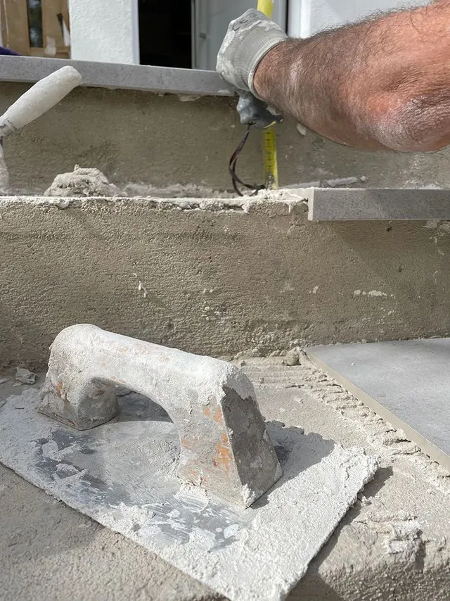 peldaño escaleras.jpg peldaño escaleras.jpg