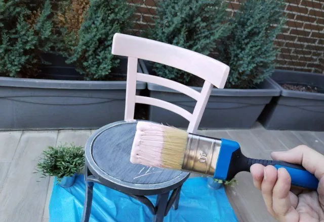PINTAR UNA SILLA (5) (1).jpg PINTAR UNA SILLA (5) (1).jpg