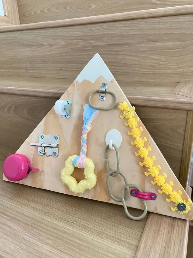 Tabla sensorial para bebés
