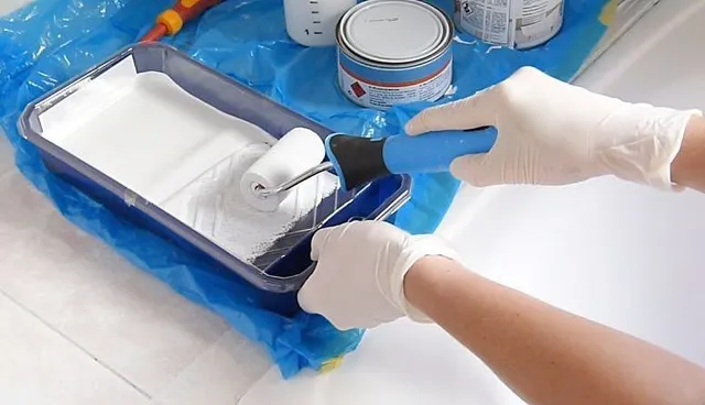 pintar bañera rodillo (1).jpg pintar bañera rodillo (1).jpg