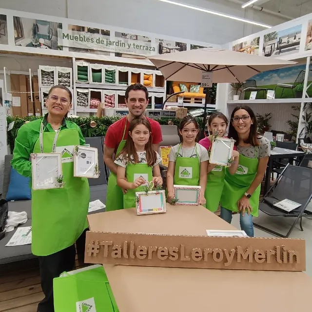 Así fue el taller: Crea tu regalo para el día de la madre