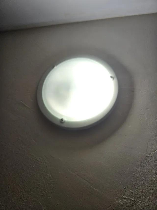 Sustitución de lámpara pared