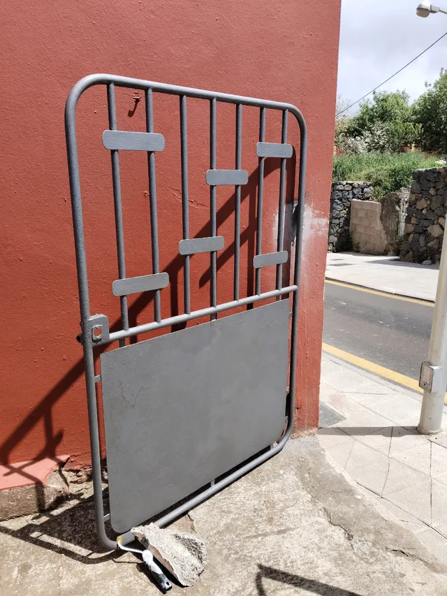 Restauración de puerta exterior
