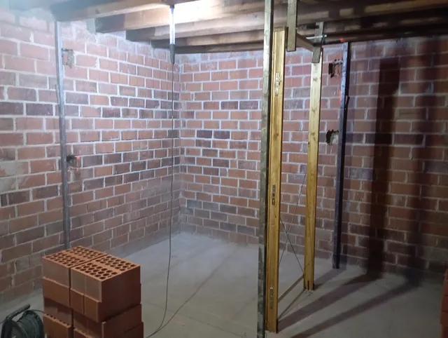 Creación de un vestidor en segunda residencia- parte 1