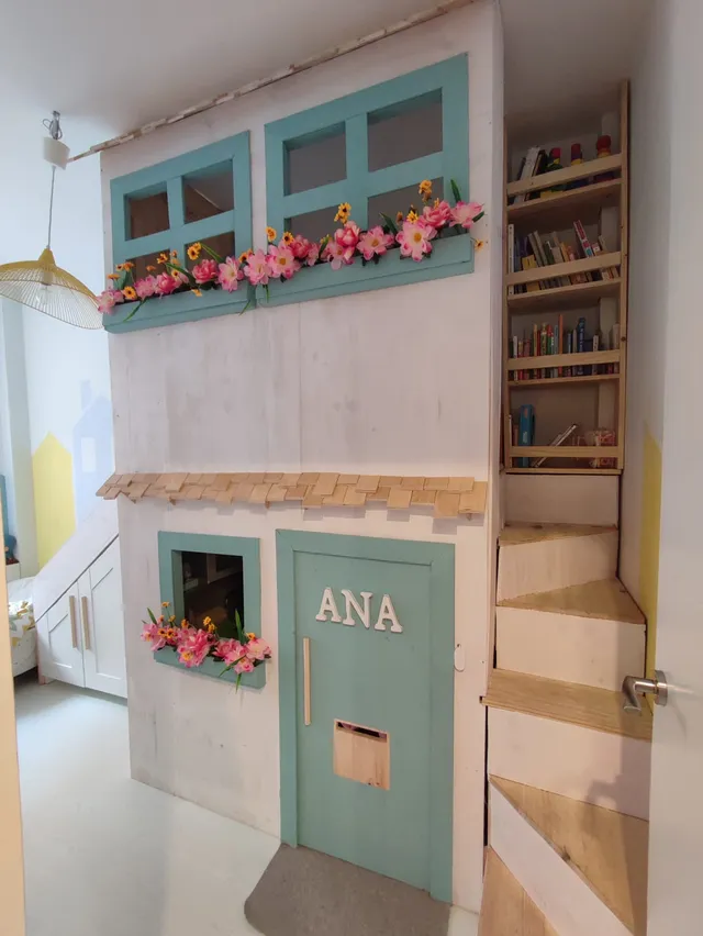 Casita con tablones de madera