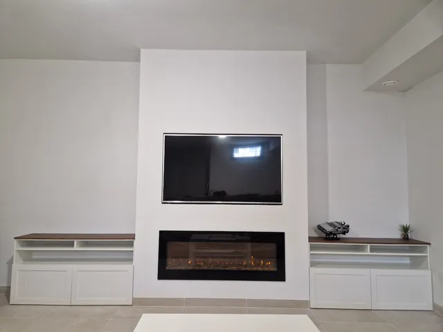 DIY mueble de TV a medida con chimenea eléctrica integrada