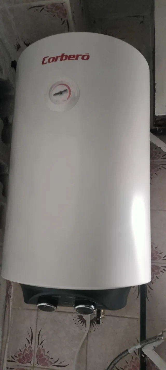 Instalación de un termo 30L