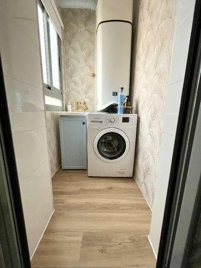 ¡Suelo nuevo en lavadero!