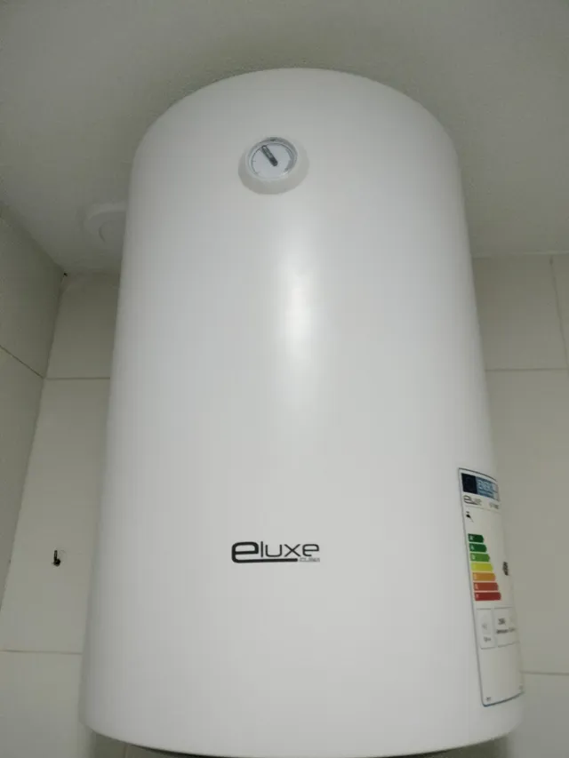 Instalación de un termo eléctrico 80L