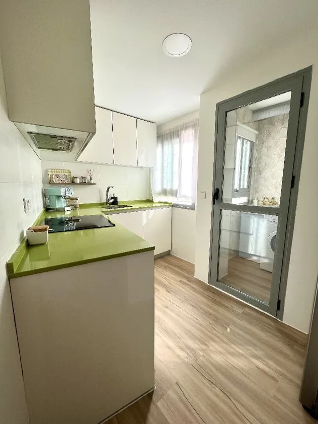 Cambio suelo de cocina por 150€