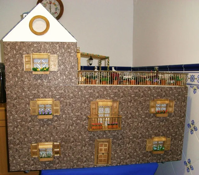 DIY: Casa de muñecas con tablas de contrachapado